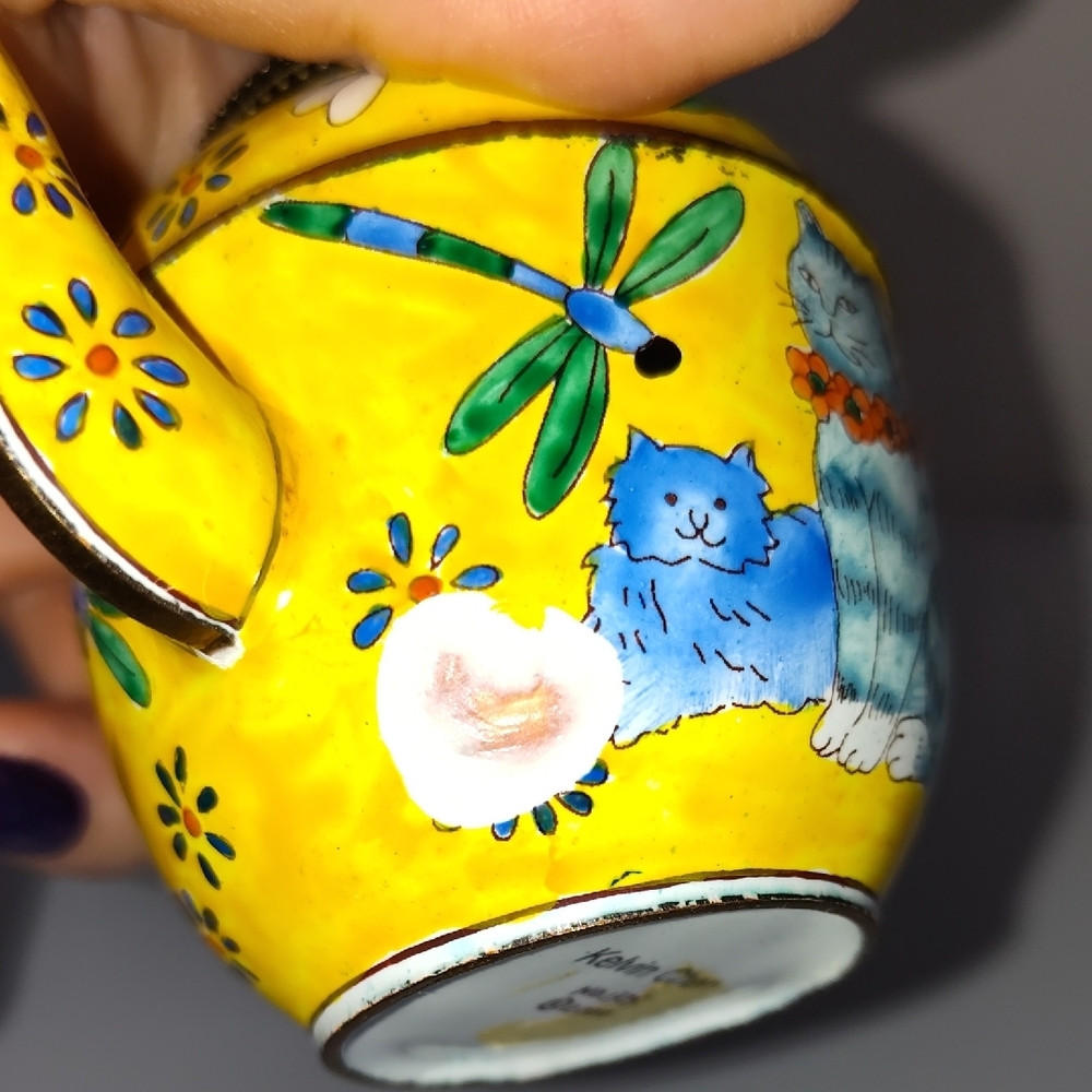 Kelvin Chen Enamel Teapot Trinket Boxes Hand Painted On Copper Two Cats - Picture 4 of 14